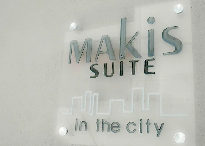 شقة Makis In The *