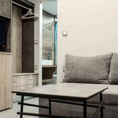 Apartment Makis In The